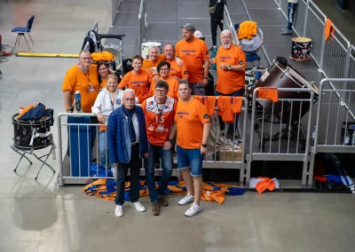 Spieltag 27.10.24 - Stadthalle Rostock - Gruppenfoto mit Werner Stoll